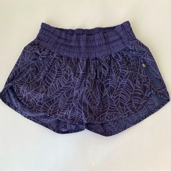 Lululemon Hotty Hot Short Purple Palm Cadet Sz 6 Elastic Waistband Summer Run - Picture 2 of 13